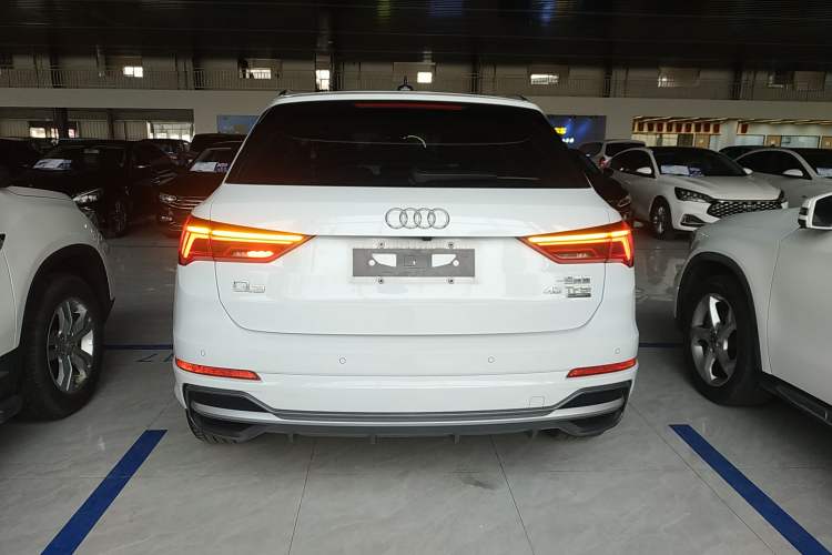 Used Audi Q3 2021 45 TFSI quattro Fashion Dynamic Model