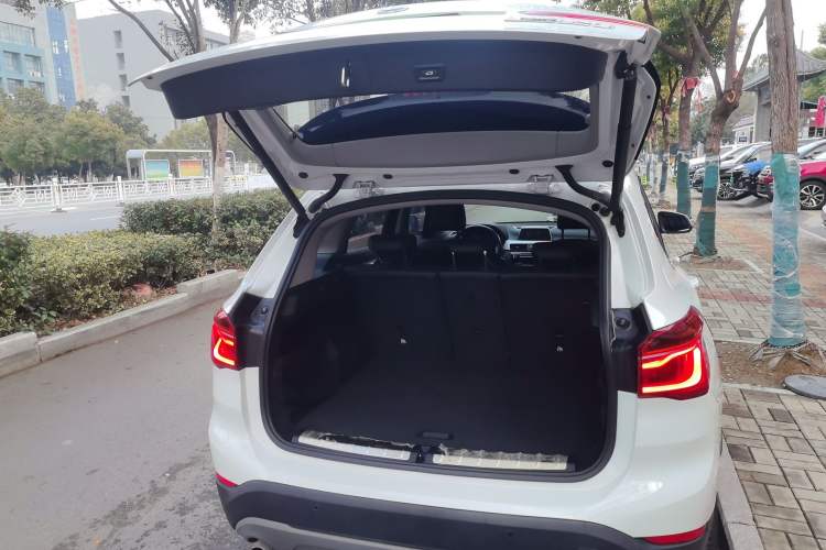 Used BMW X1 2019 sDrive20Li Leading Model