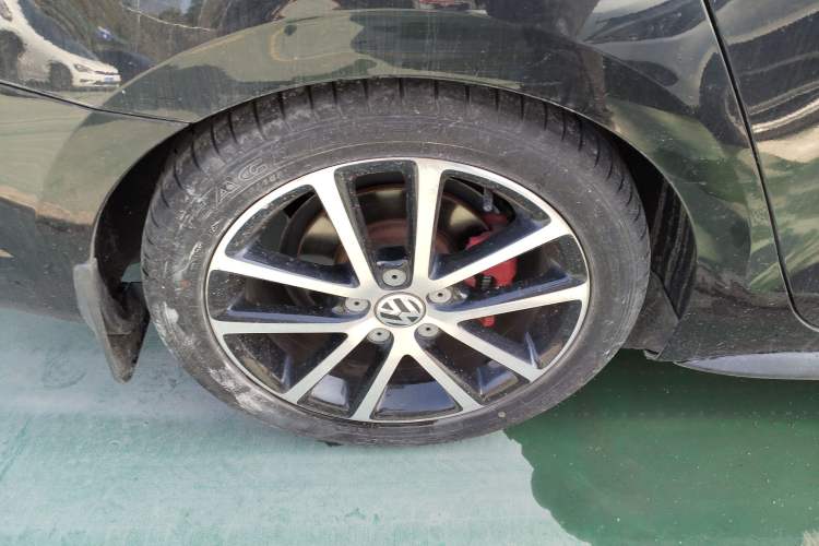 Used Volkswagen Sagitar 2013 2.0 TSI GLI