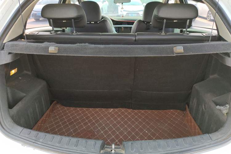 Used Geely Auto Vision X3 2019 Upgraded Model 1.5L CVT Prestige Version