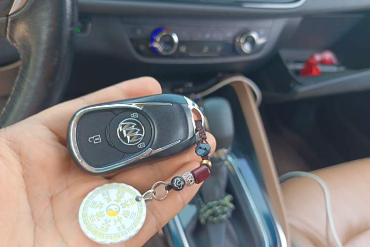 Used Buick GL6 2021 323T Mild Hybrid Connect Luxury Model
