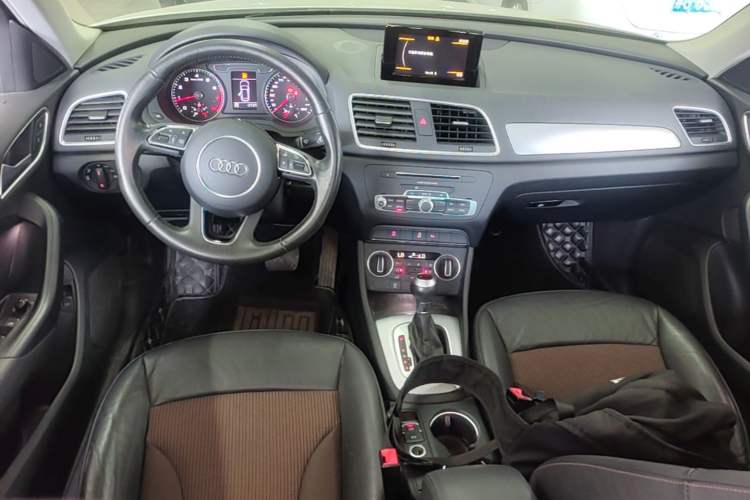 Used Audi Q3 2017 30 TFSI Fashion Model
