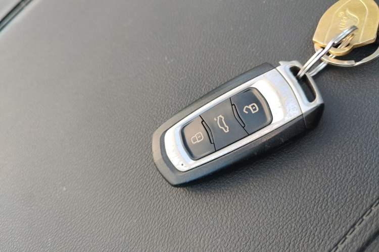 Used Geely Auto Emgrand GL 2018 1.8L DCT Elite Smart Connectivity Version