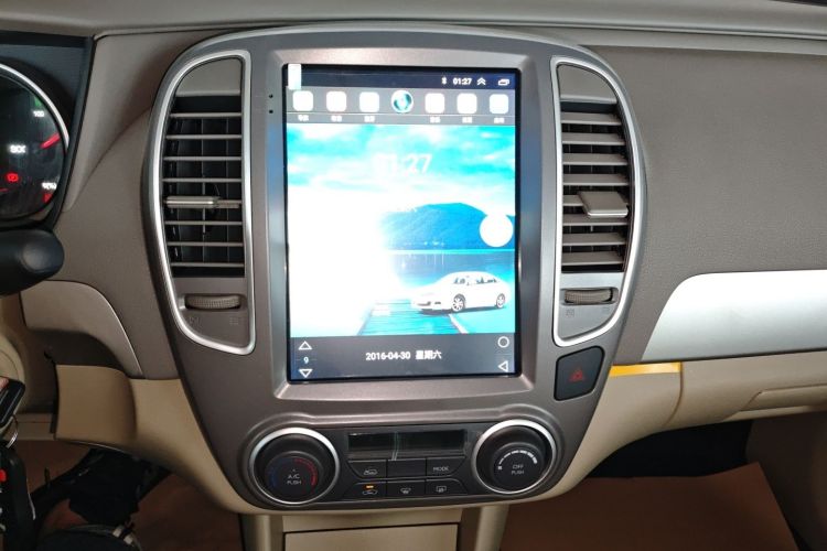 Used Dongfeng Junfeng E11K 2021 60.43 kWh Battery-Swap Version Audio And AC Panel