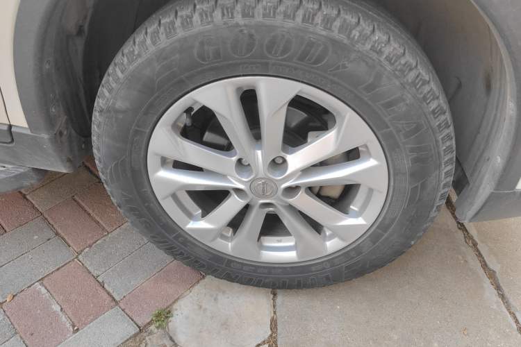 Used Nissan X-Trail 2015 2.0L CVT Comfort MAX Edition 2WD