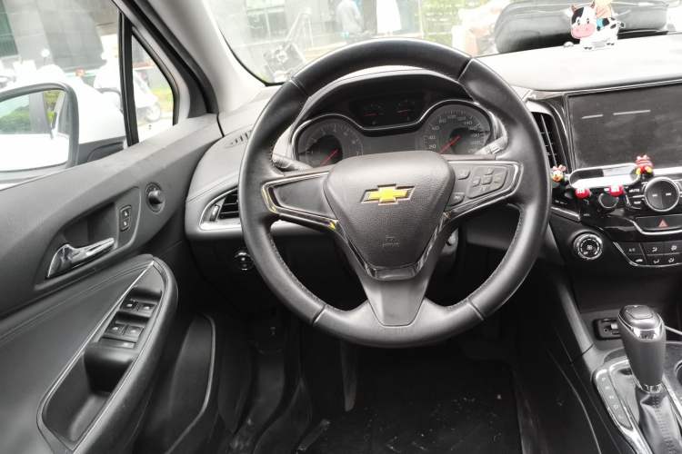 Used Chevrolet Cruze 2018 320 Automatic Xuanfeng Urban Edition