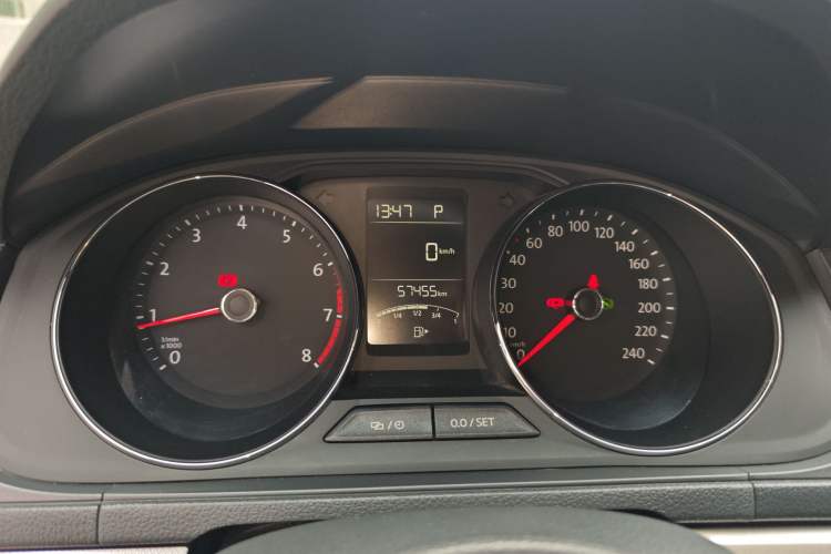 Used Volkswagen Lavida 2015 1.6L Automatic Comfort Edition