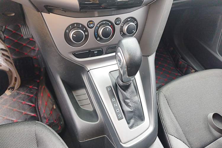 Used Ford Focus 2012 Hatchback 1.6L Automatic Comfort Model
