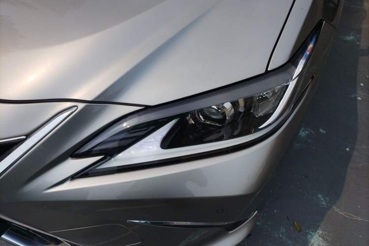 Used Lexus ES 2022 200 Excellence Edition Left Front Headlight