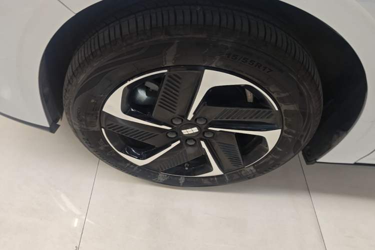 Used Geely Galaxy L6 2025 EM-i 140km Explorer+ Edition