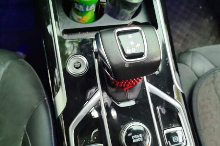 Used Hongqi HS5 2022 2.0T Smart Connect Flagship Edition Gear Lever