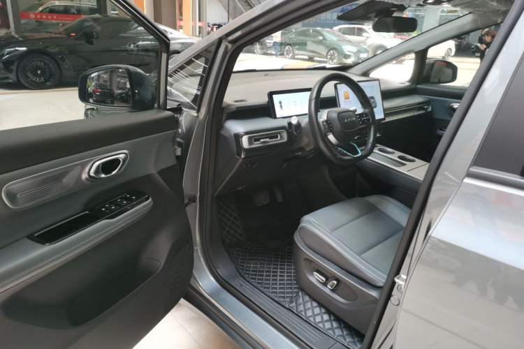 Used AION Y 2023 Younger Driver Seat