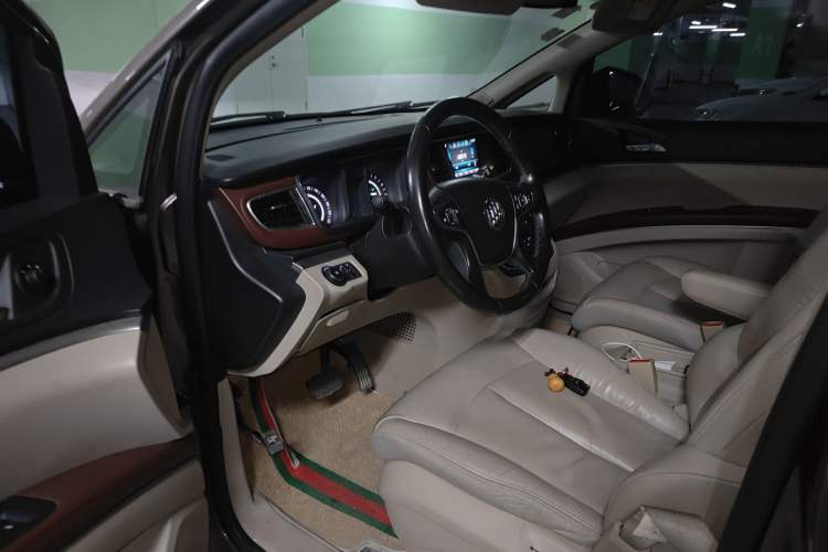 Used Buick GL8 2017 25S Luxury Version China V Standard
