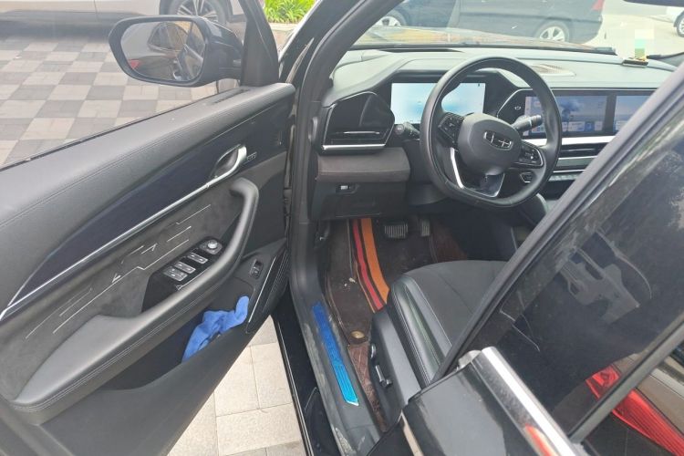 Used Geely Auto Monjaro L 2024 2.0TD High-Power Automatic Two-Wheel Drive Skyline Edition
