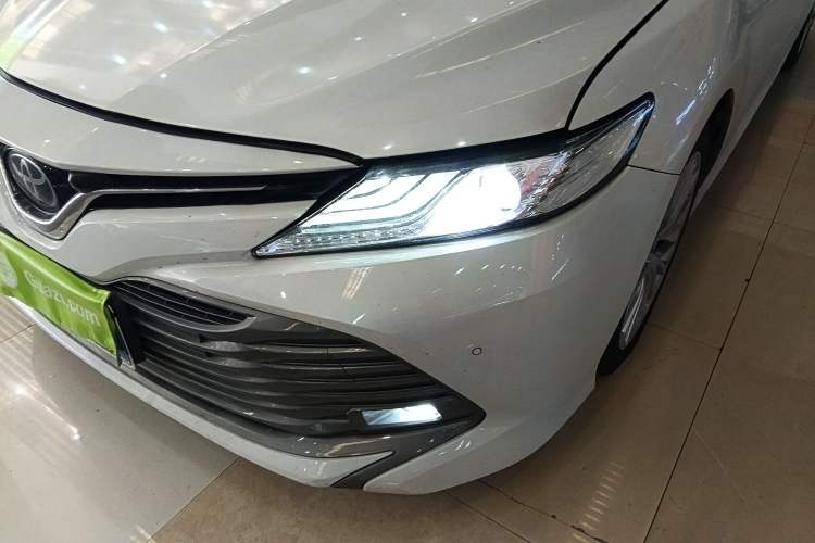 Used Toyota Camry 2019 2.5G Luxury Edition China VI Standard Left Front Headlight
