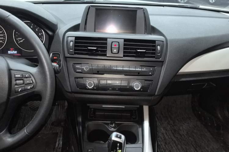Used BMW 1 Series 2013 Revised 116i Leading Edition Audio And AC Panel