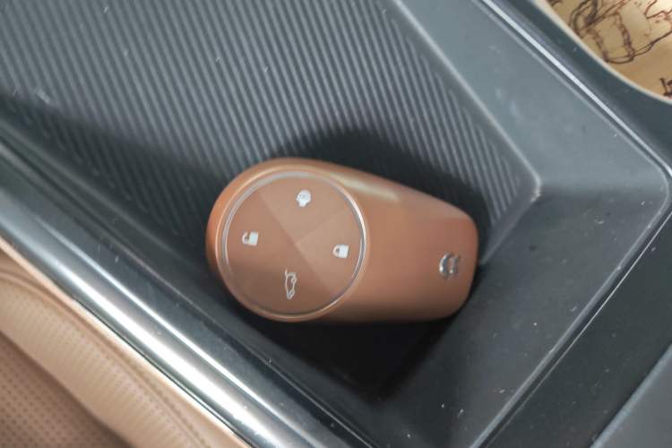 Used Nio ES8 2020 415 km Range 6-Seater Version Vehicle Key