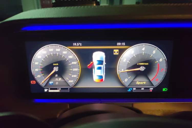 Used Mercedes-Benz E-Class 2018 Facelift E 200 L
