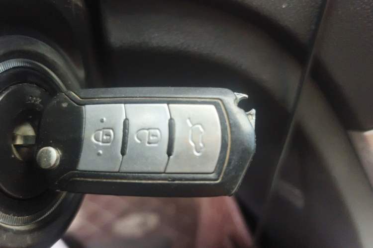 Used GAC Trumpchi GS5 2013 1.8T Manual Two-Wheel Drive Elite Edition Vehicle Key