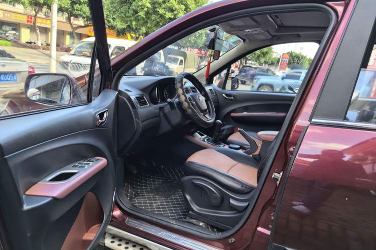 Used FORTHING Joyear X5 2015 1.6L Manual Luxury Model
