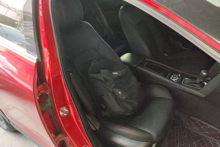 Used Mazda CX-4 2021 2.0L Automatic Two-Wheel Drive Blue Sky Dynamic Edition
