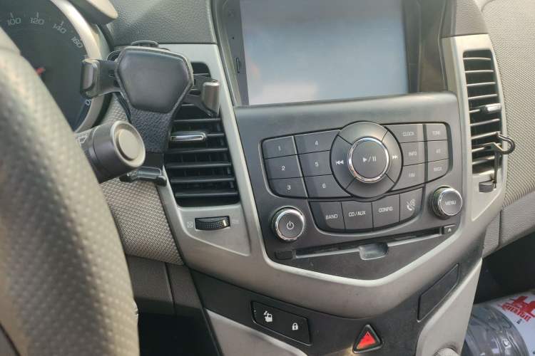 Used Chevrolet Cruze 2013 1.8L SE WTCC Edition AT