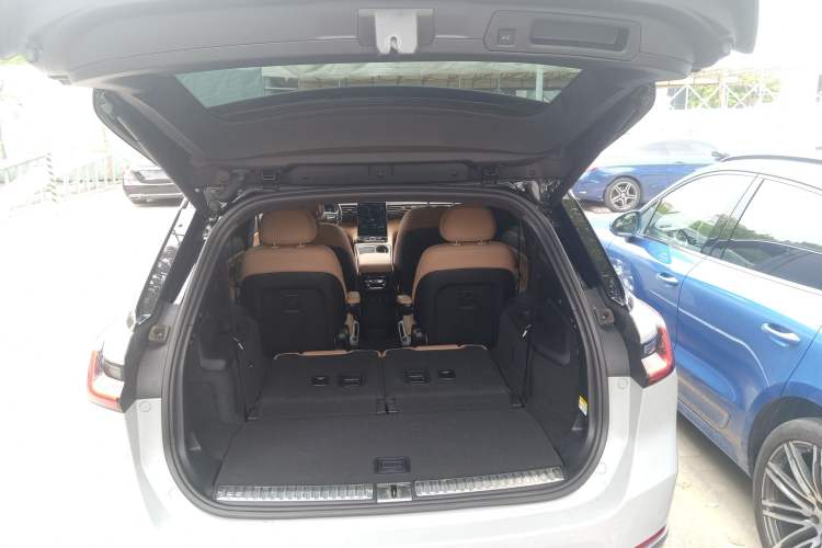 Used Nio ES8 2020 415 km Range 6-Seater Version
