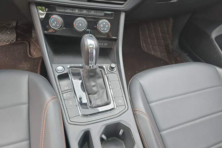 Used Volkswagen Bora 2023 200TSI DSG Enjoyment Edition Gear Lever