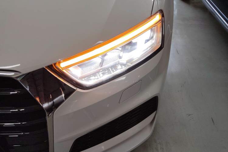 Used Audi Q3 2018 35 TFSI Fashion Edition Collector's Model
