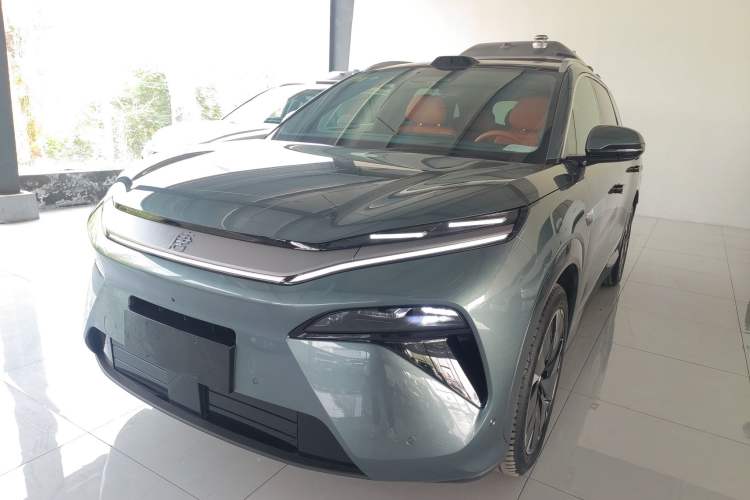 Used BYD Tang L 2025 DM 175KM Drone Player Edition