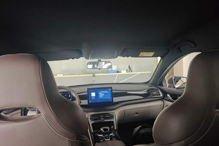 Used BYD Qin PLUS 2024 HONOR Edition DM-i 55KM Leading Model
