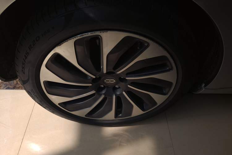 Used Hima AITO M5 2022 Extended-Range Four-Wheel Drive Performance Version
