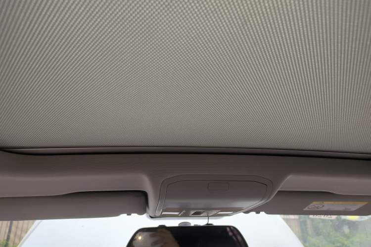 Used Volkswagen C-TREK 2017 230TSI DSG Comfort Version
