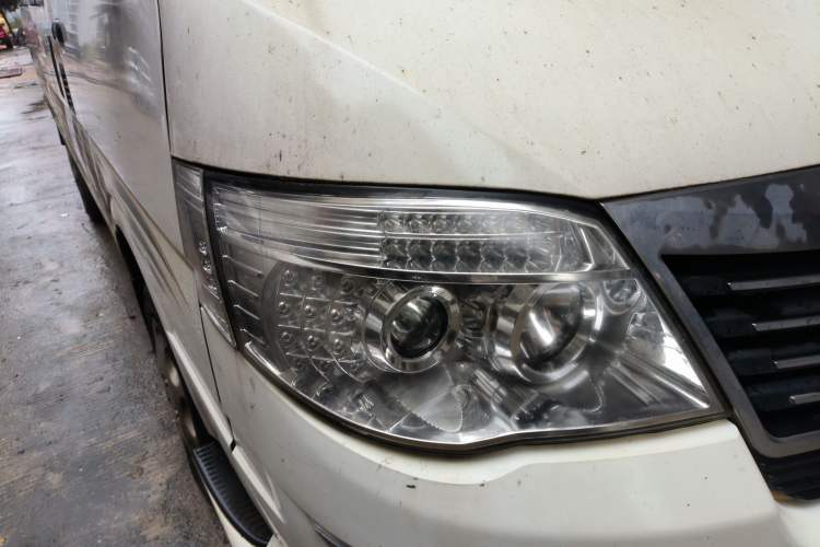 Used King Long Golden Way 2016 2.0L Value-Plus Edition 4G20
