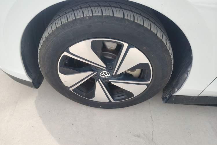 Used Volkswagen ID.7 VIZZION 2024 AIR model
