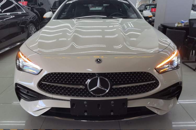 Used Mercedes-Benz CLE 2024 CLE 300 4MATIC Luxury Coupe
