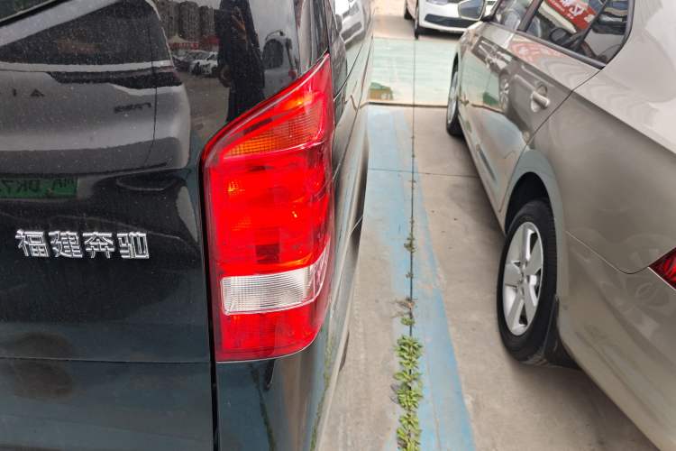 Used Mercedes-Benz Vito 2021 2.0T Business Version 7 Seats