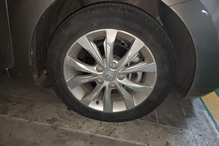 Used Hyundai Elantra (5th Generation / Langdong) 2016 1.6L Manual Luxury Model
