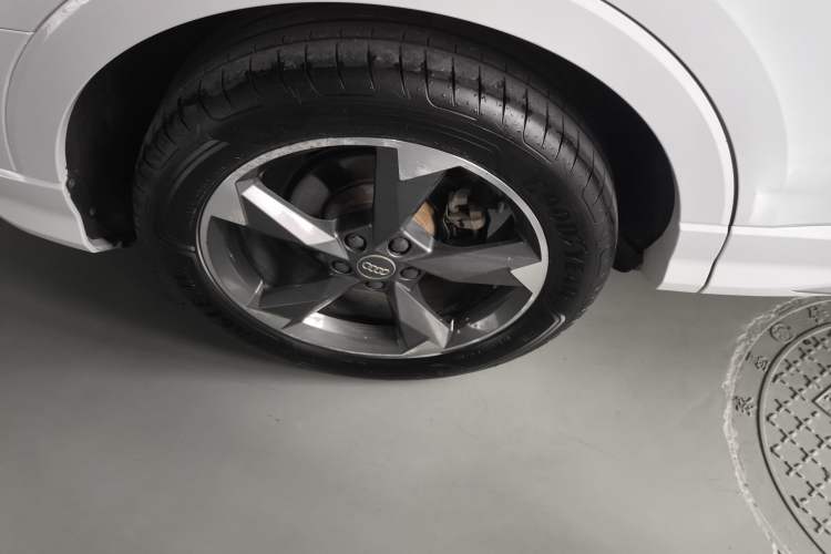 Used Audi Q3 2019 35 TFSI Fashion Dynamic Model
