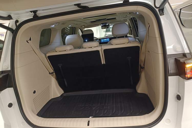 Used VOYAH Dream 2022 Low-Carbon Edition Dream+ Smart Enjoyment Package
