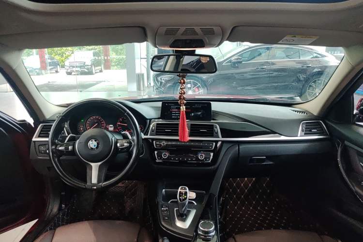 Used BMW 3 Series 2019 320Li M Sport Package Headliner