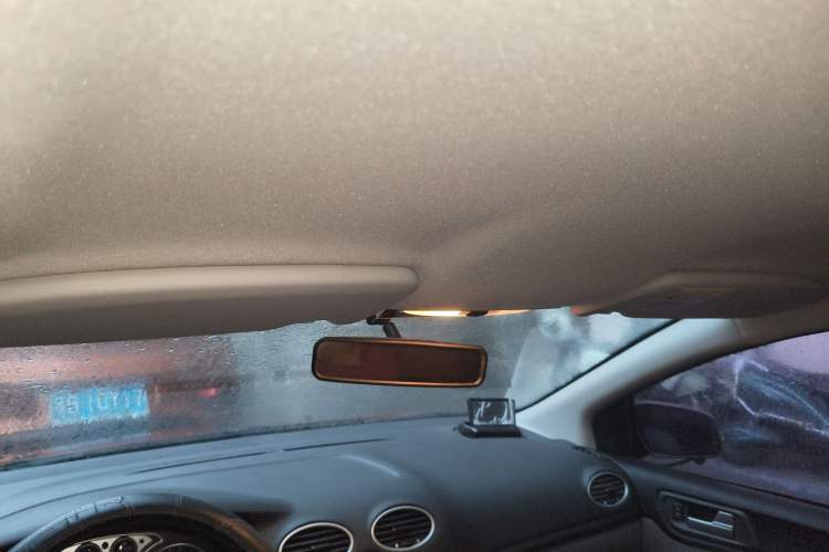 Used Ford Focus 2013 Hatchback Classic 1.8L Automatic Base Model
