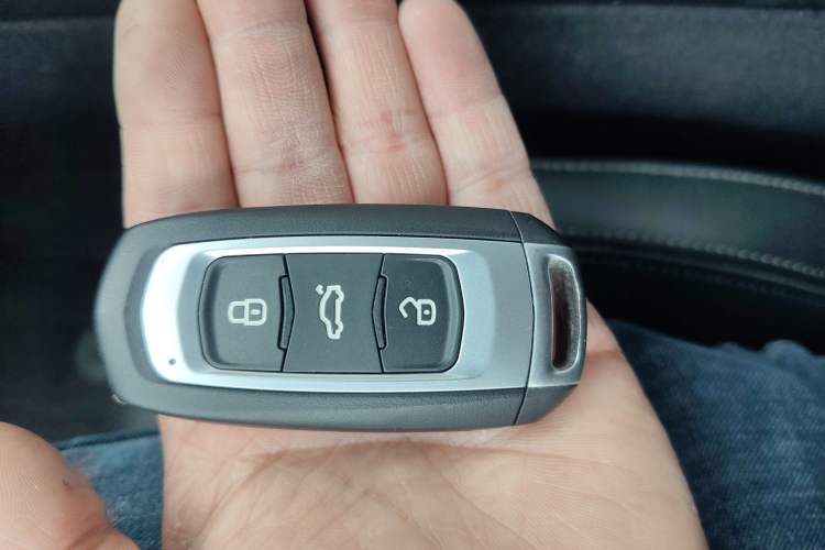 Used Geely Auto Emgrand GT 2015 1.8T Flagship Model
