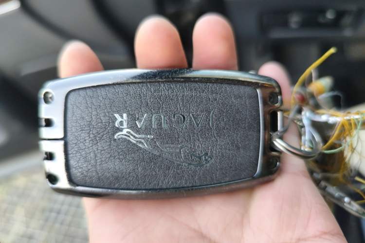 Used Jaguar XJ 2014 XJL 2.0T Two-Wheel-Drive Elegant Business Edition
