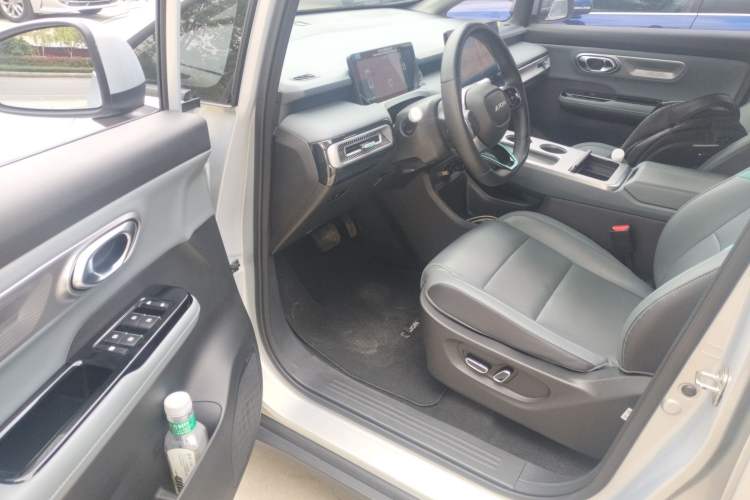 Used AION Y 2024 Younger Star Edition
