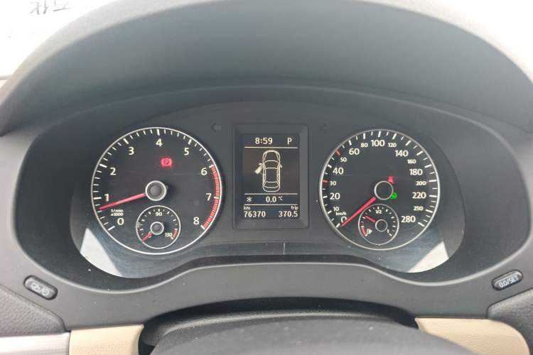 Used Volkswagen Sagitar 2014 Revised Version 1.4TSI Automatic Luxury Edition