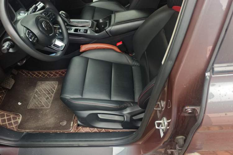 Used MG 5 2021 180 DVVT CVT Youthful Style Edition
