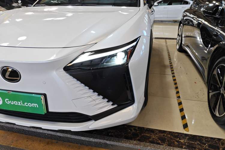 Used Lexus RZ 2023 450e All-Wheel Drive Luxury Edition