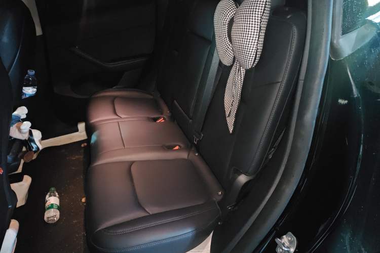 Used Tesla Model Y 2022 Revised Version Rear-Wheel Drive Left Rear Seat