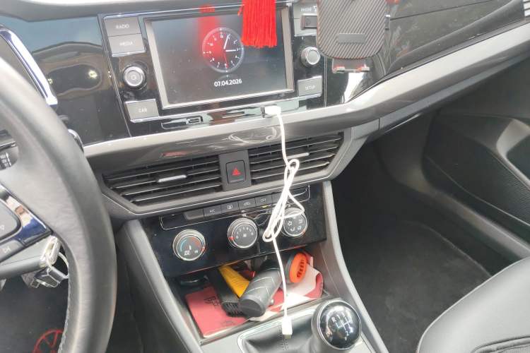 Used Volkswagen Bora 2020 1.5L Manual Comfort Version
